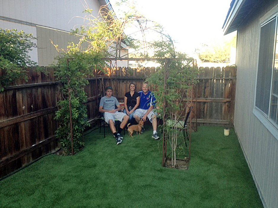 Fake Grass Chamita New Mexico Paver Patio Backyard Design